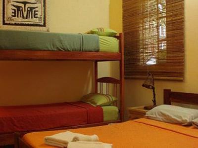 Nomads Hostel Iguazu ปูแอร์โต อิกัวซู ภายนอก รูปภาพ